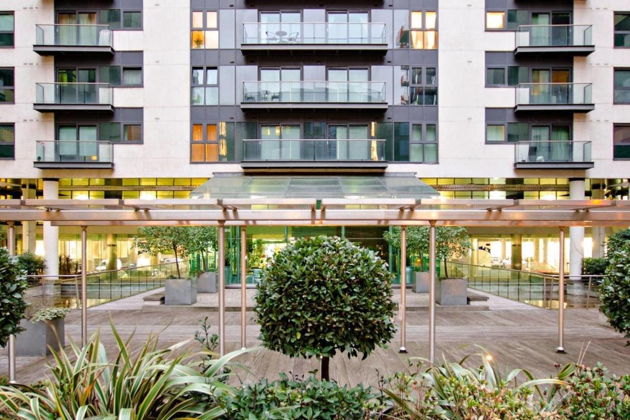Peaceful Modern 2 Bedroom Flat With Water Views London Eksteriør bilde